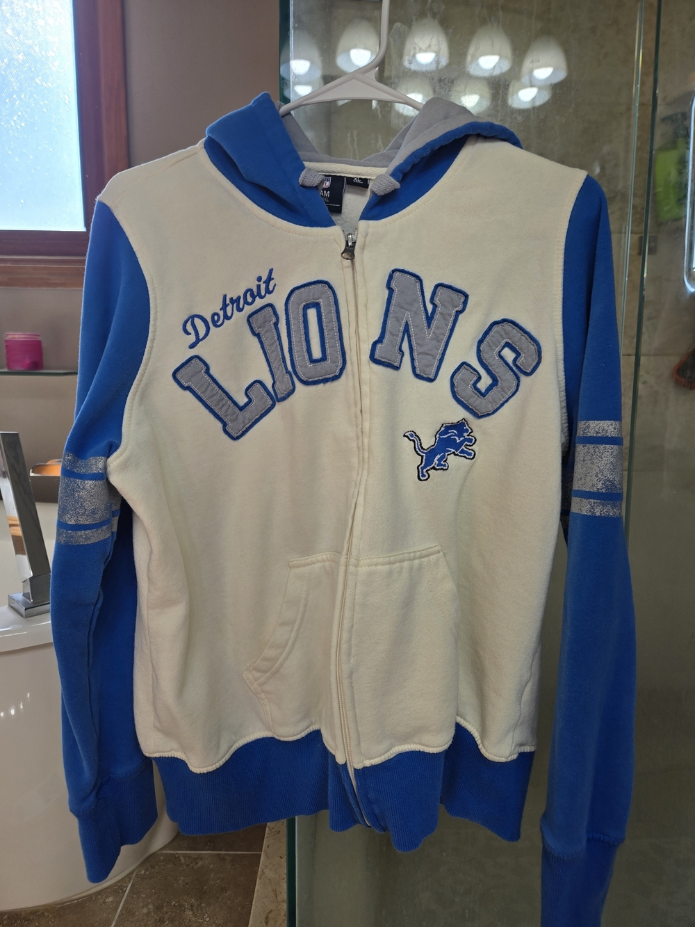 NWOT Detroit Lions Womens XL White & Blue Embroidered Zip Closure Sweatshirt